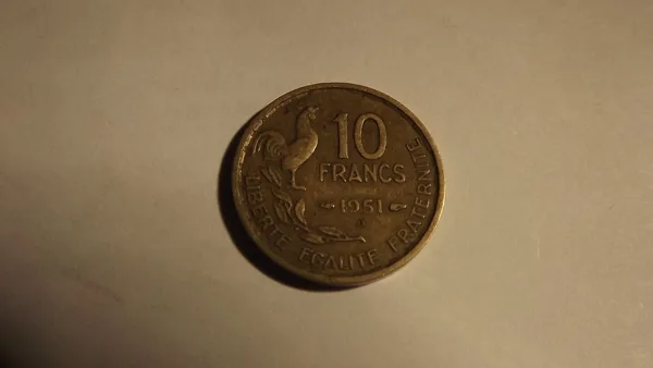 10 francs  Guiraud 1951 métal  bronze-aluminium poids 3.04 g diamètre 20  mm
