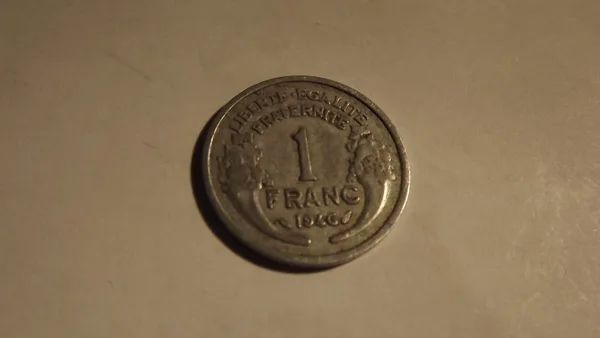 1 franc morlon  1946  métal  aluminium poids 1.3  diamètre  23 mm épaisseur 1.41